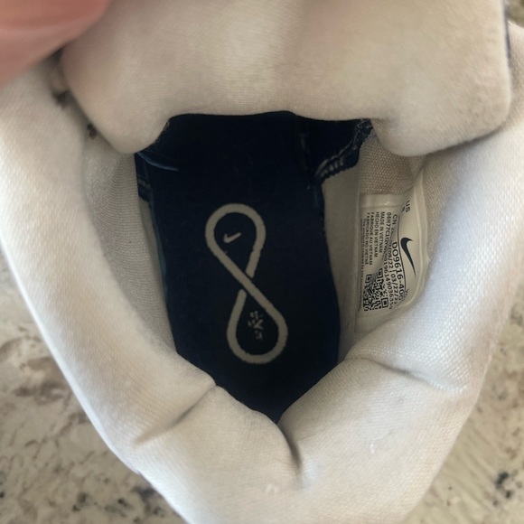 2022 Kyrie Infinity TB 'Midnight Navy' Size 8 - Picture 6 of 7